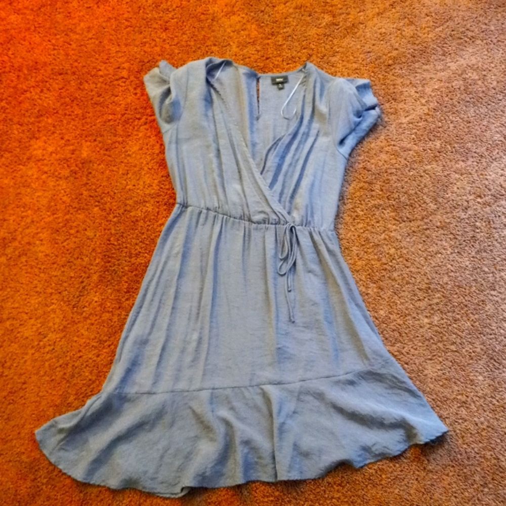 Cute Chic Large Mossimo dress in a Slate Blue color. Great condition